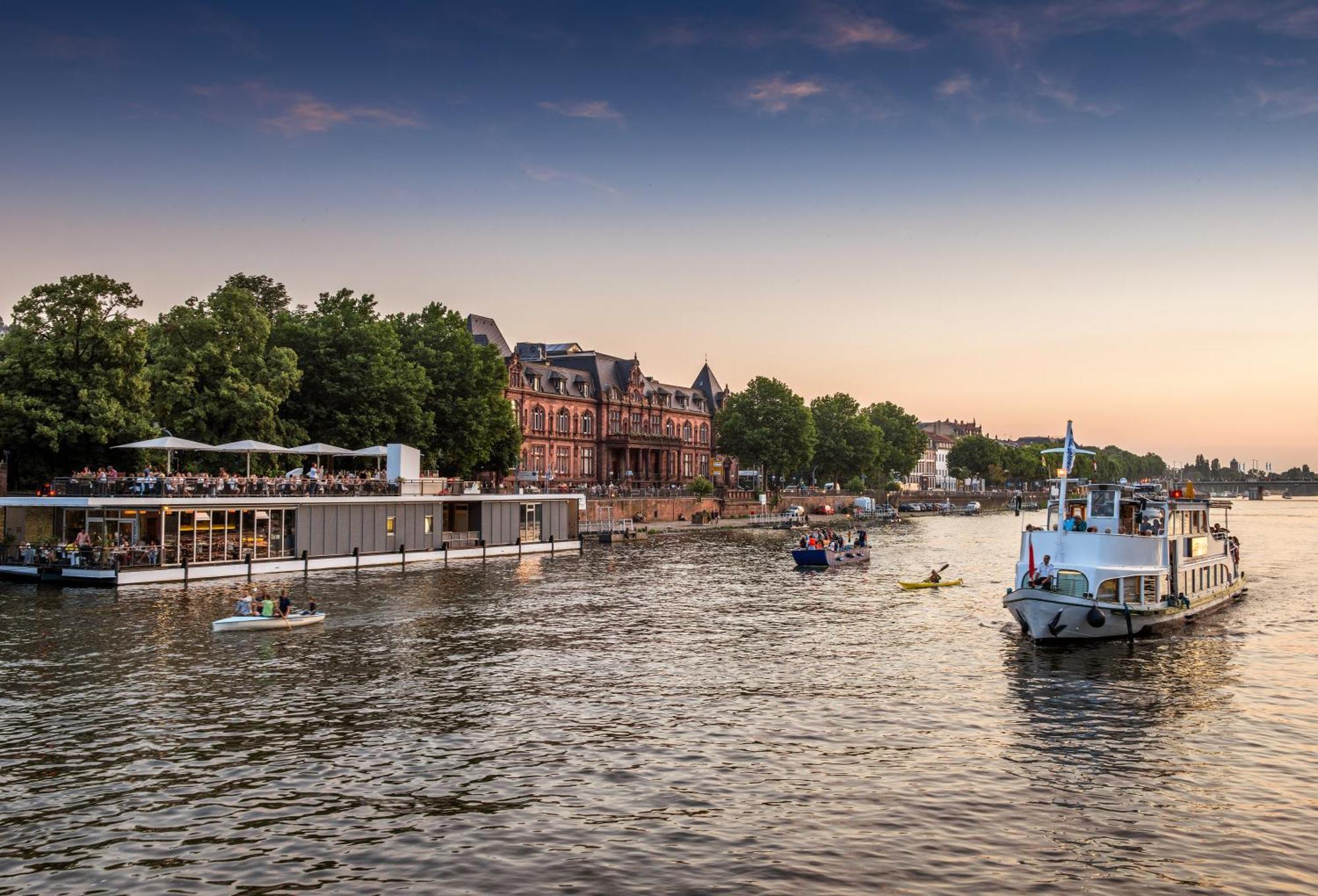 فندق Europäischer Hof هايدلبرغ المظهر الخارجي الصورة The river Main in Frankfurt