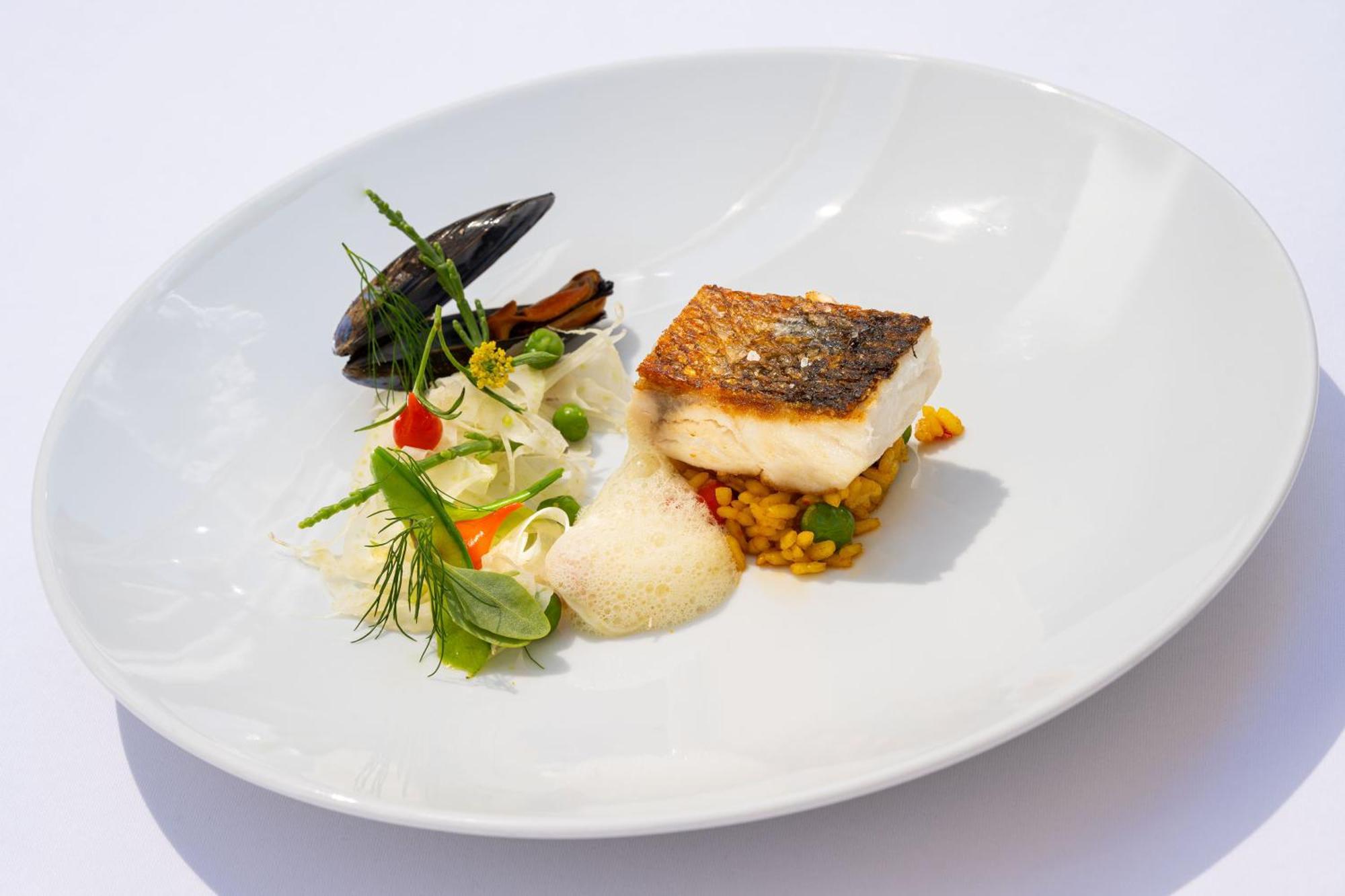 فندق Europäischer Hof هايدلبرغ المظهر الخارجي الصورة A modern European dish