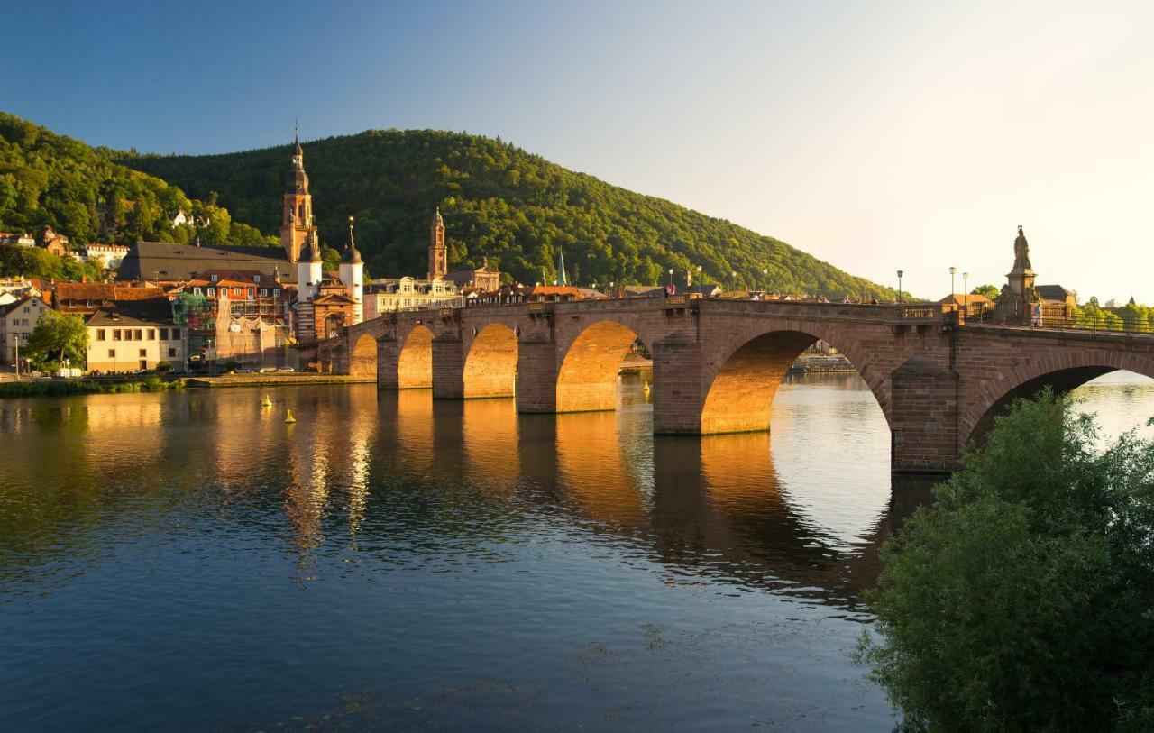 فندق Europäischer Hof هايدلبرغ المظهر الخارجي الصورة The Alte Brücke